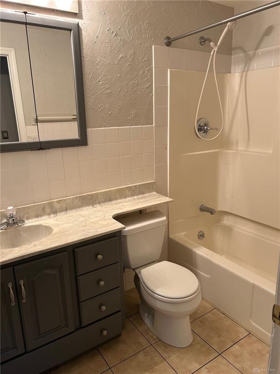 65 Blackstone Property Photo 7