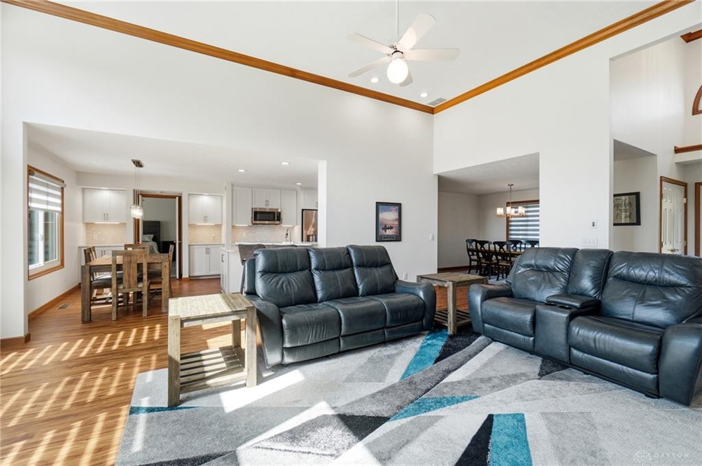 9500 Moorgate Property Photo 16