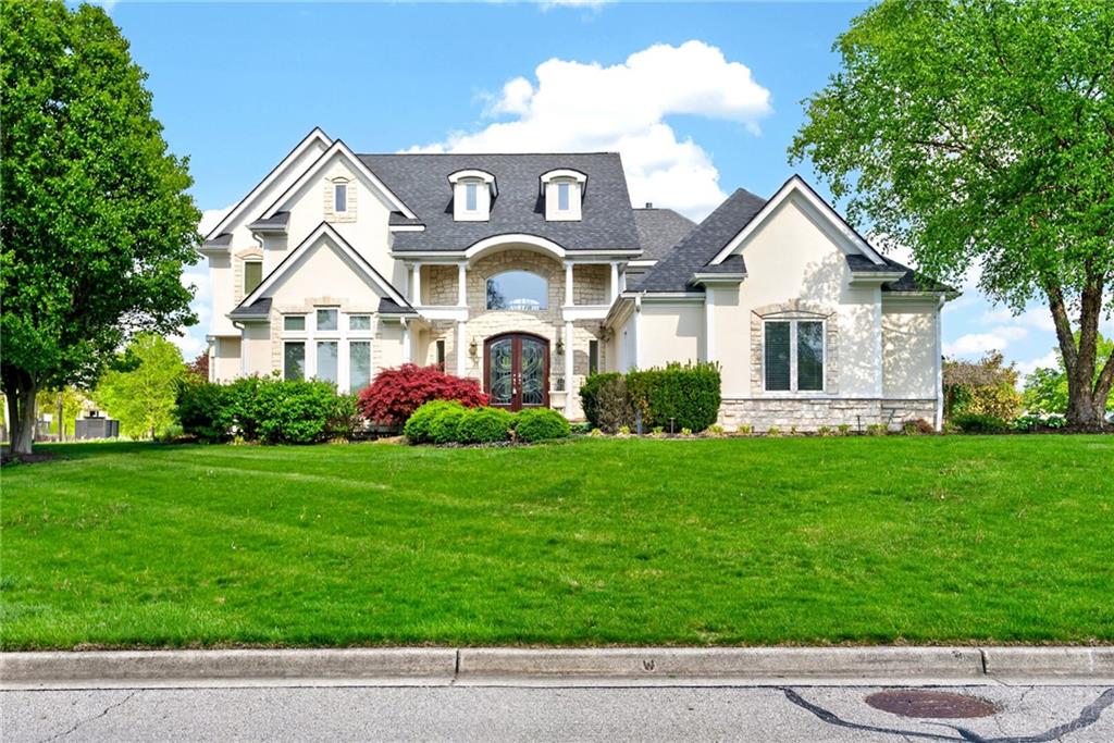 158 Signature Property Photo 1