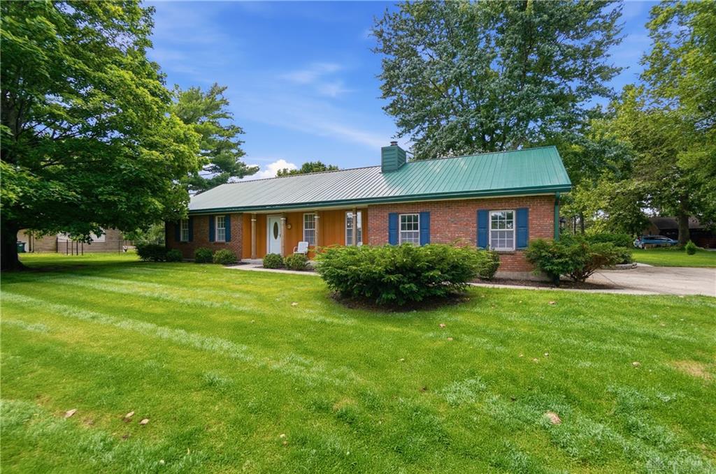1428 E Social Row Property Photo 2