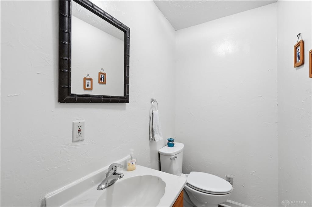 1428 E Social Row Property Photo 15