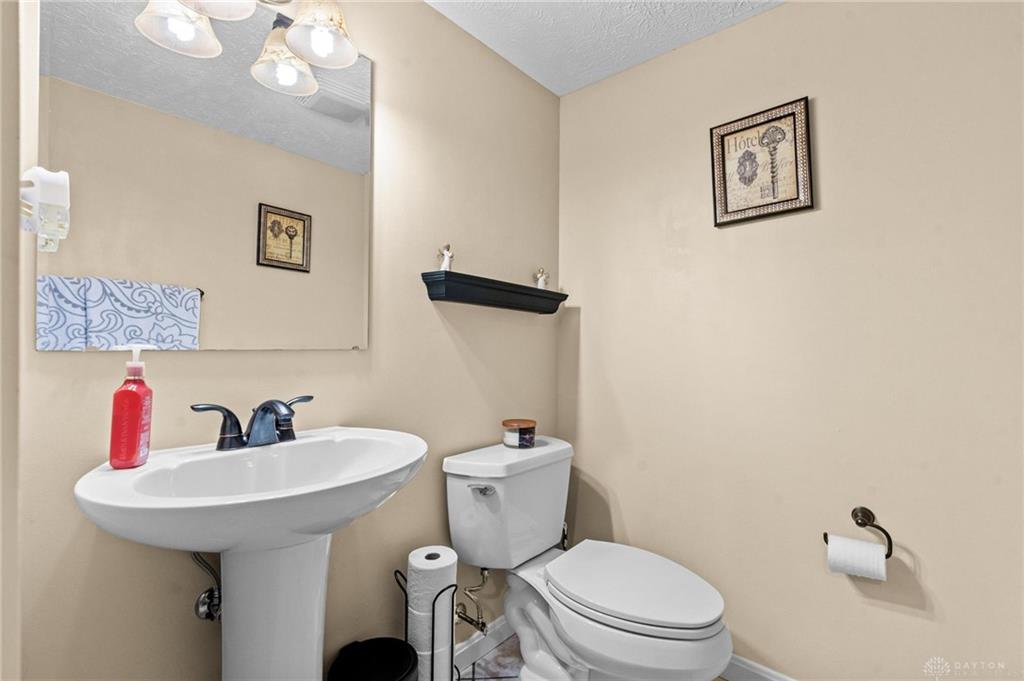 265 Janney Property Photo 38