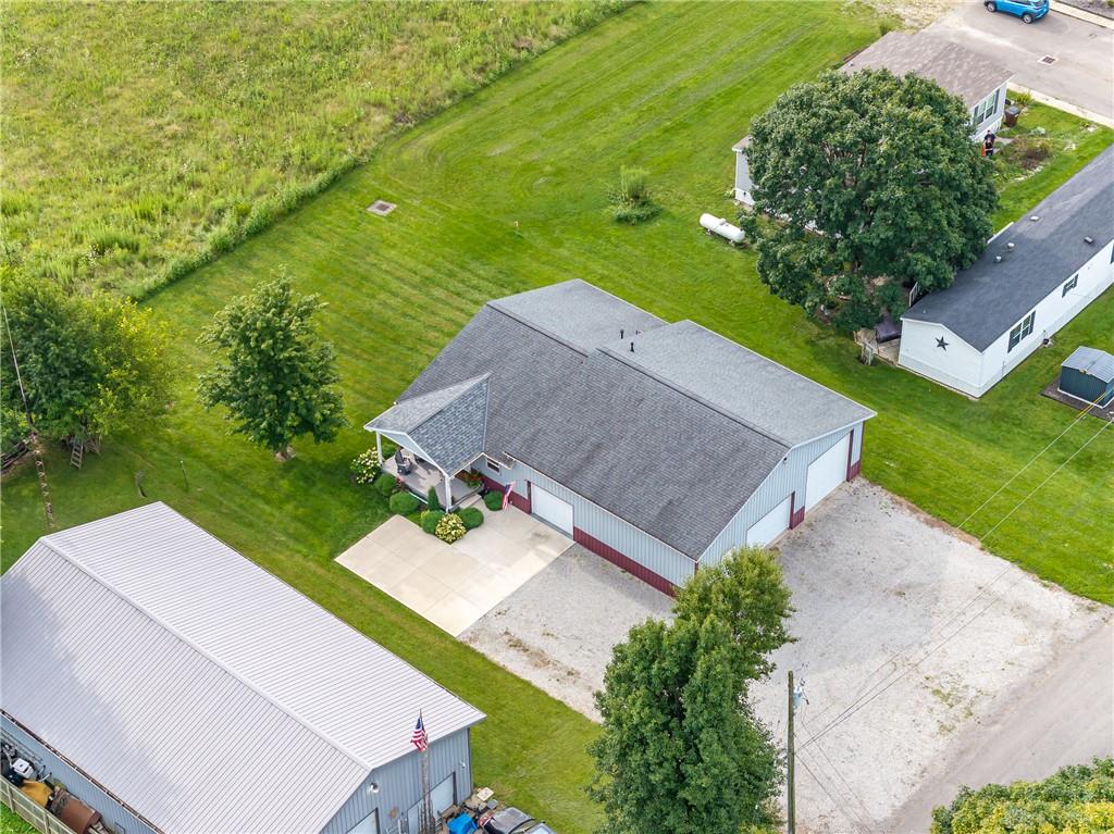 213 E Lawn Property Photo 13