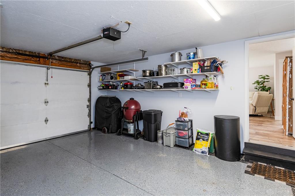 213 E Lawn Property Photo 42