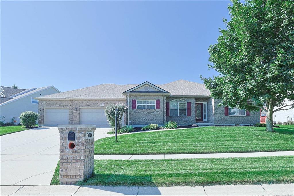 6016 Oak Ridge