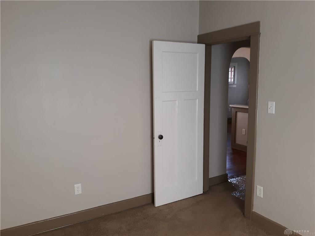 117 N Quentin Property Photo 7