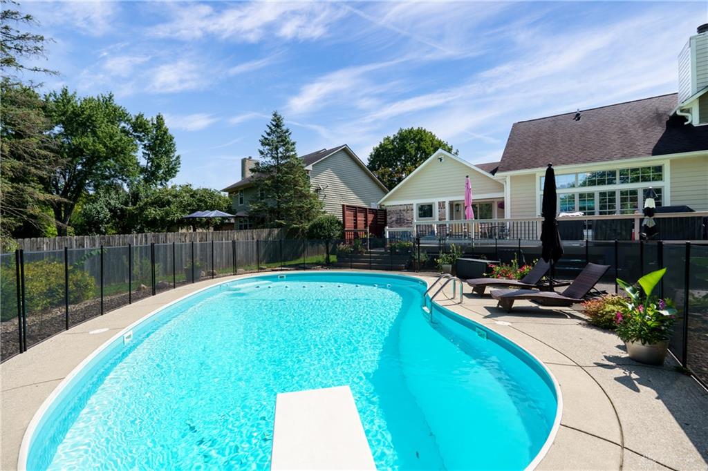 265 Park Property Photo 2