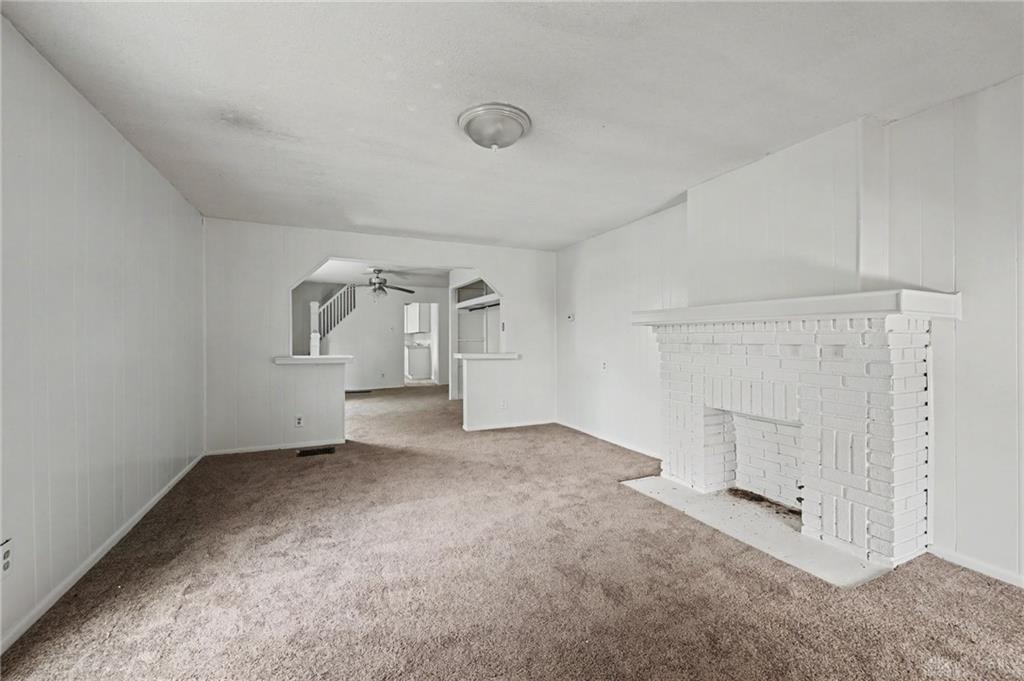 3213 E 5th Property Photo 21