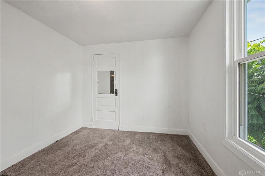 3213 E 5th Property Photo 31