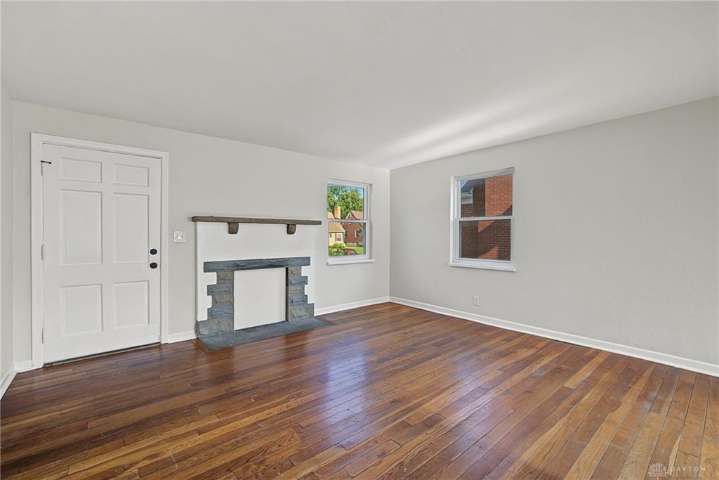1526 Tennyson Property Photo 7