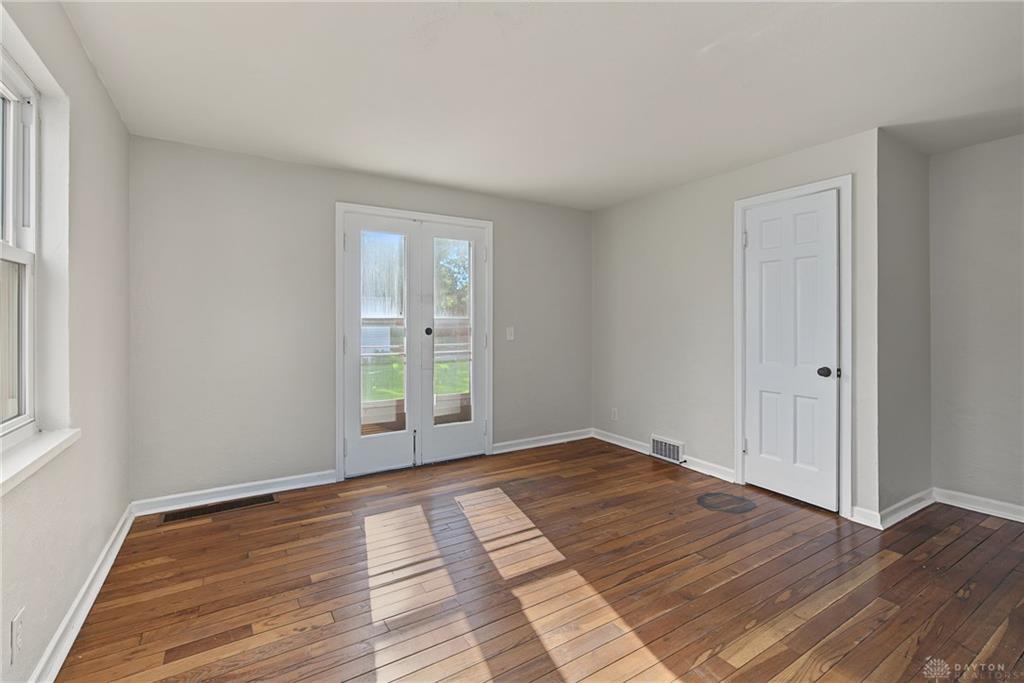 1526 Tennyson Property Photo 9