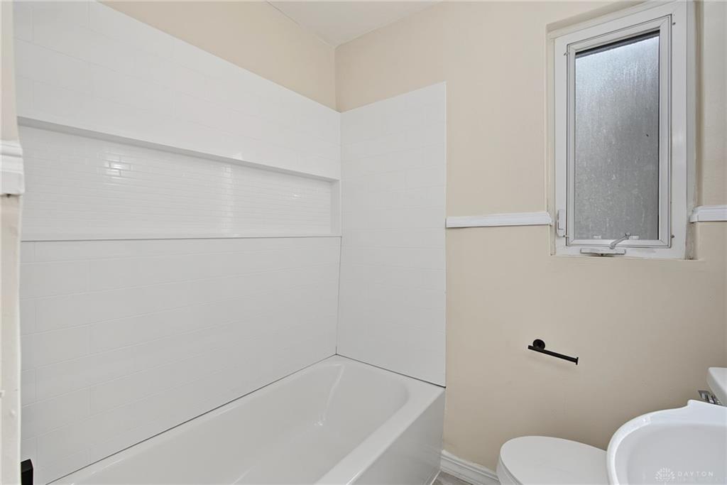 1526 Tennyson Property Photo 15