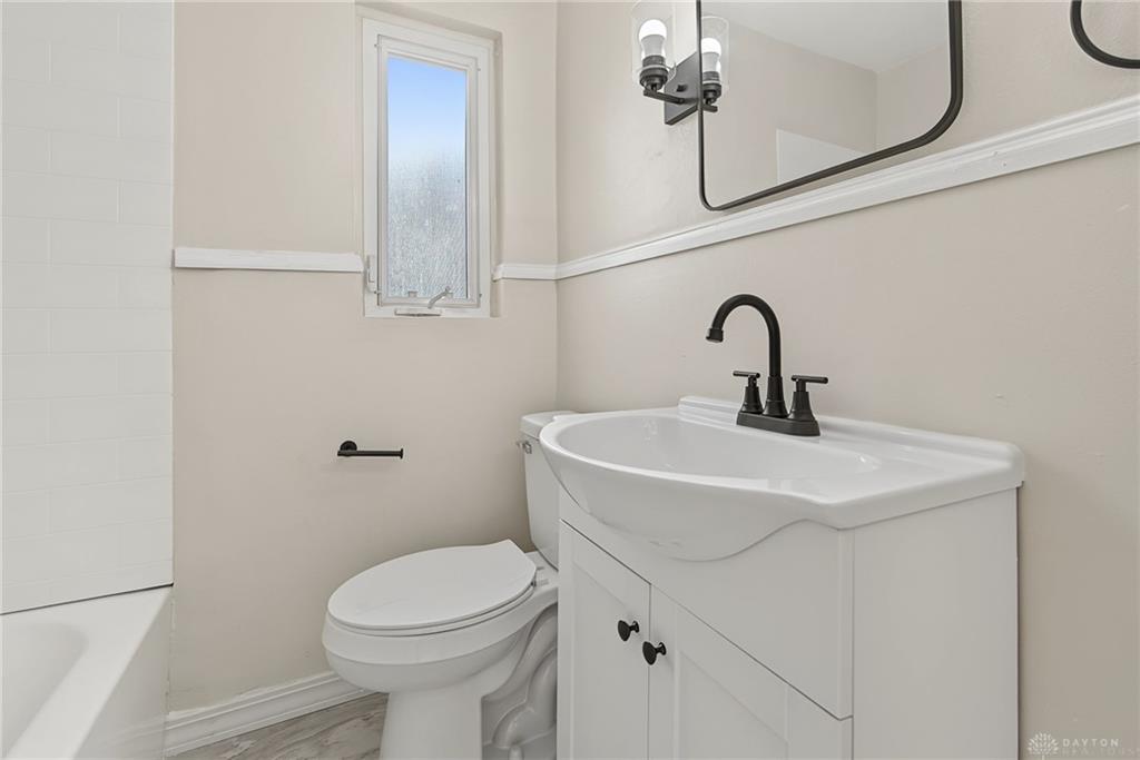 1526 Tennyson Property Photo 16