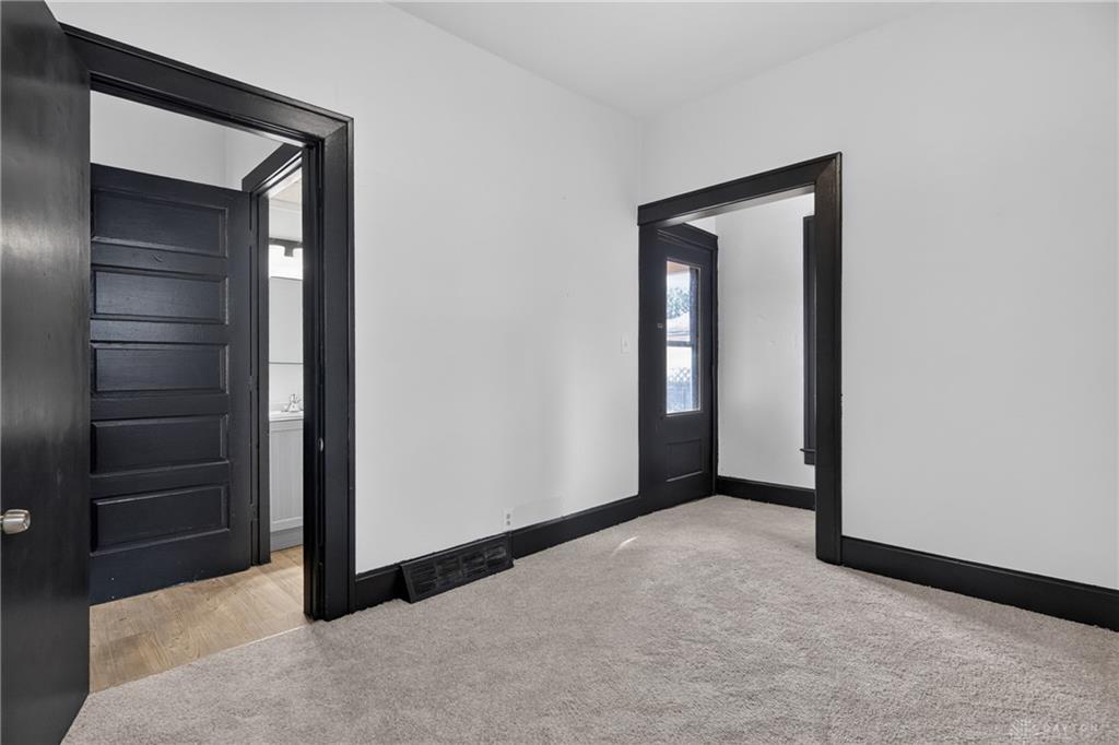 500 South Property Photo 16