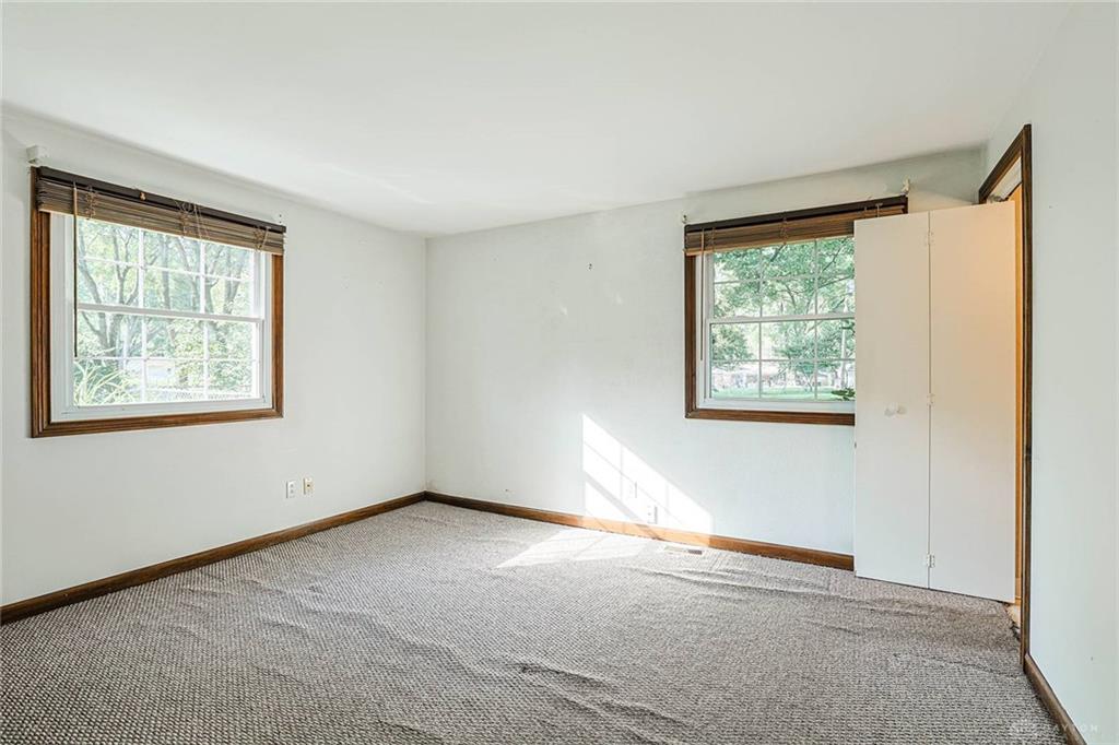 1593 Kensington Property Photo 18