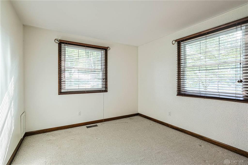 1593 Kensington Property Photo 23