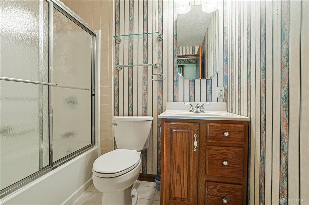 1593 Kensington Property Photo 26
