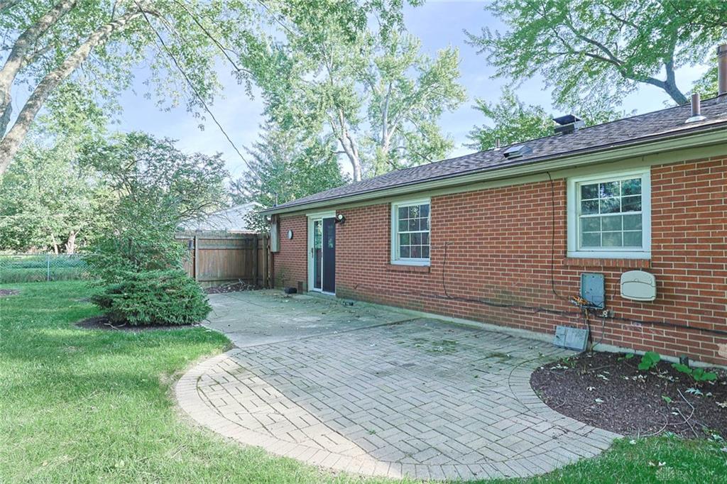 1593 Kensington Property Photo 28