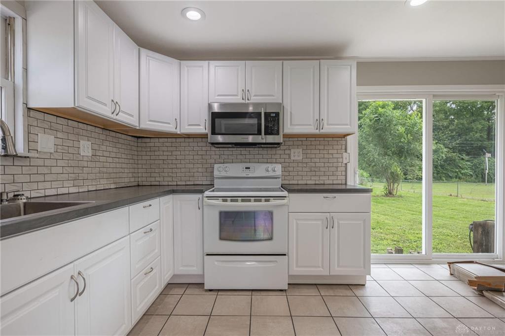 3382 Valley Wood Property Photo 7