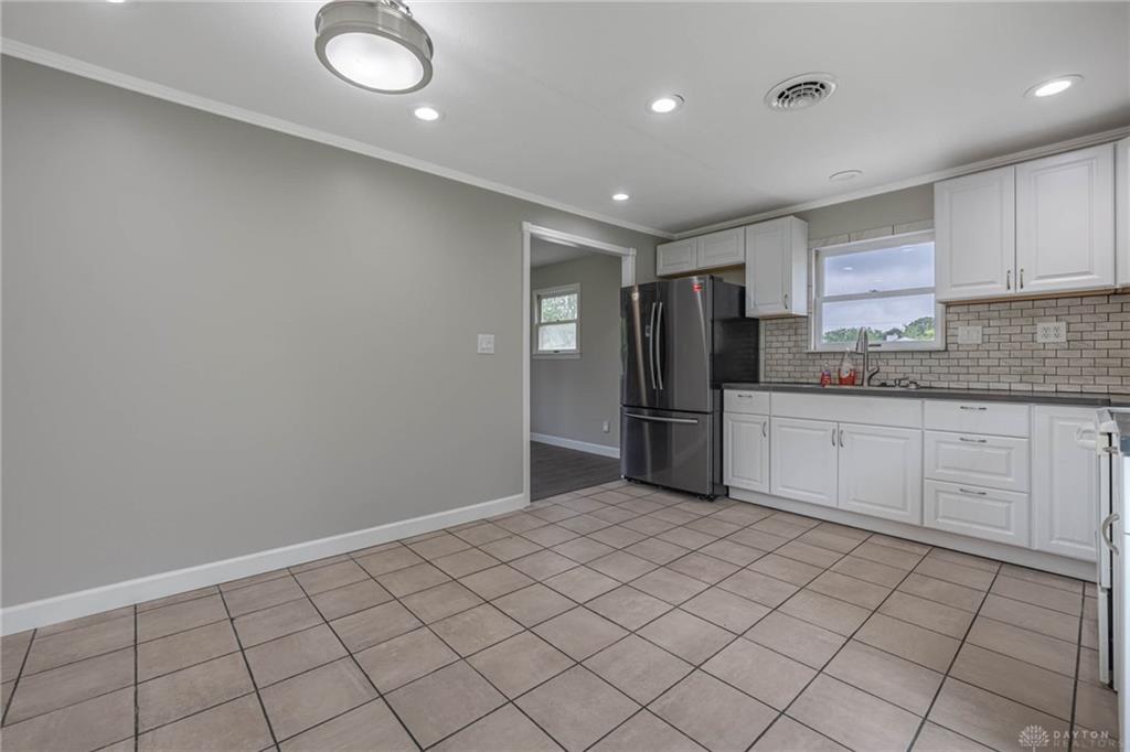 3382 Valley Wood Property Photo 9