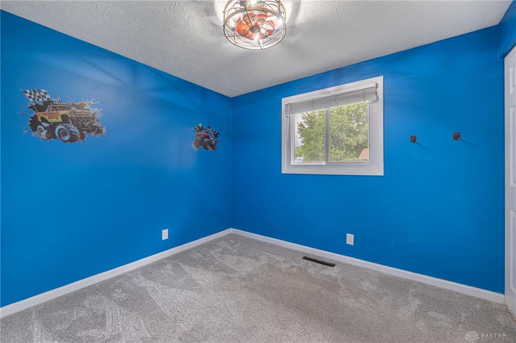 140 Cloverwood Property Photo 16