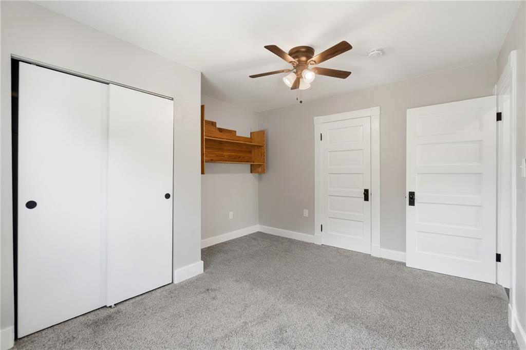621 Wellmeier Property Photo 30
