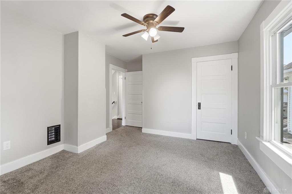 621 Wellmeier Property Photo 36