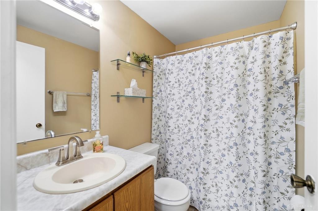 8353 Schoolgate Property Photo 23