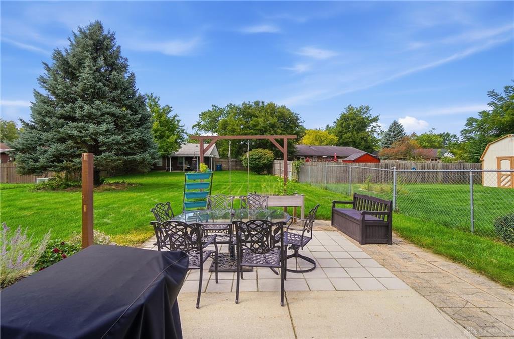 8353 Schoolgate Property Photo 25