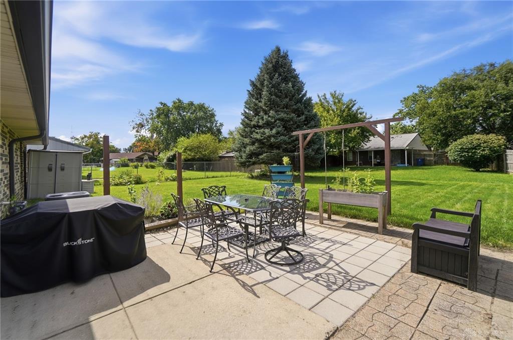 8353 Schoolgate Property Photo 26
