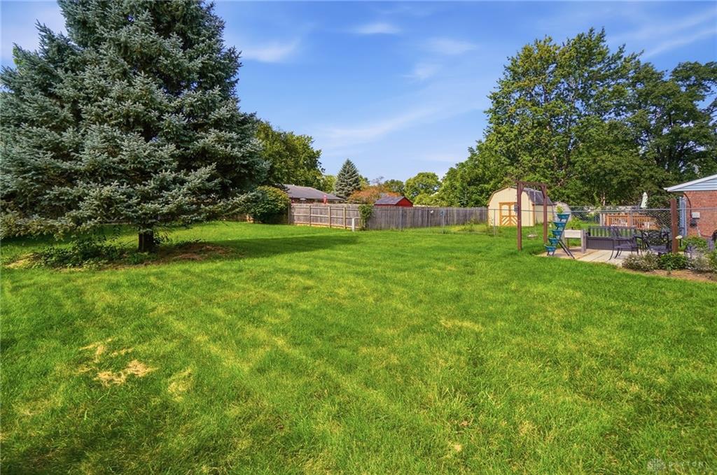 8353 Schoolgate Property Photo 29