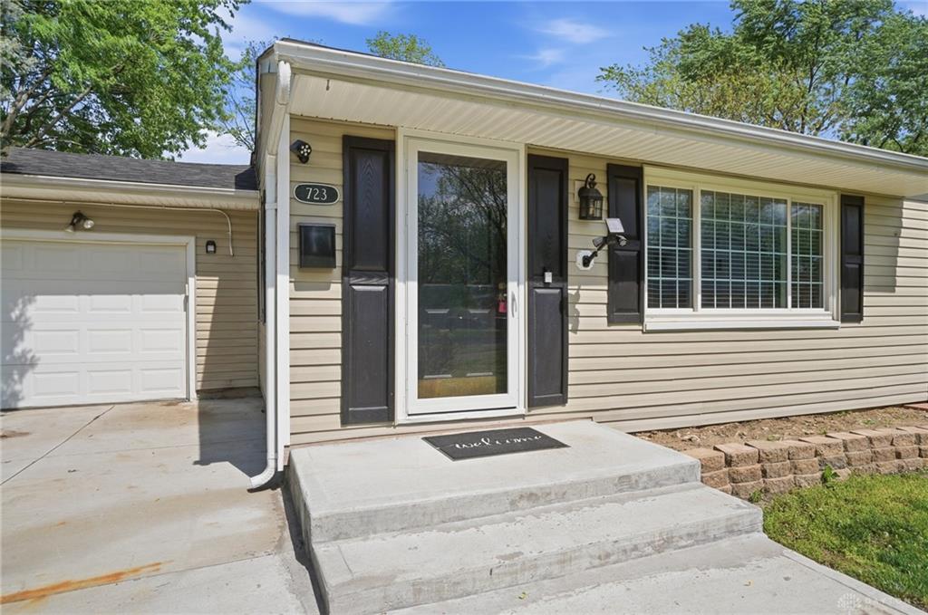 723 Adria Property Photo 4