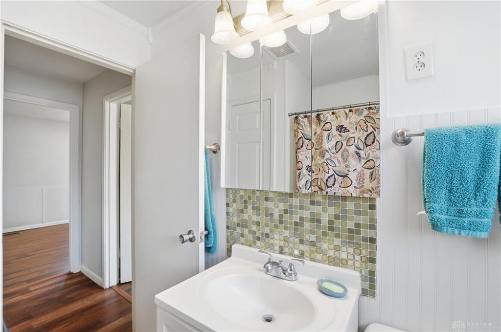 723 Adria Property Photo 20