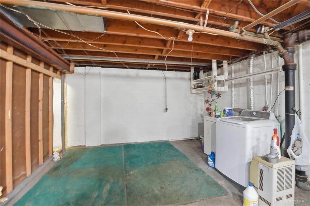 723 Adria Property Photo 27