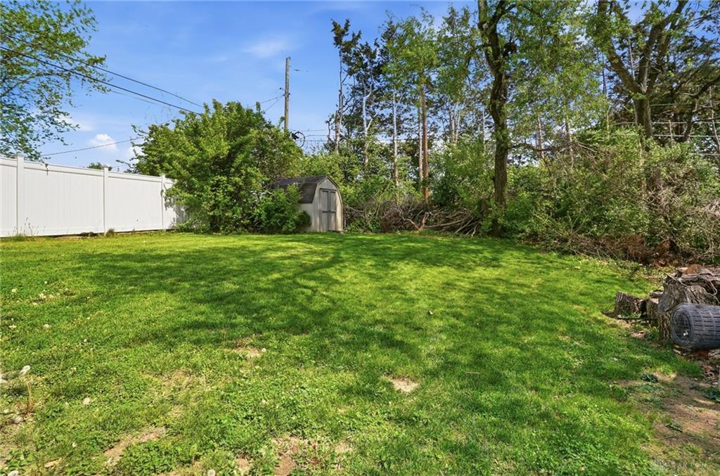 723 Adria Property Photo 33
