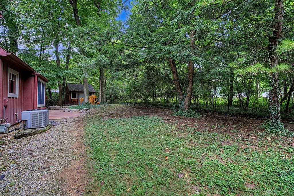 195 Colonial Property Photo 70