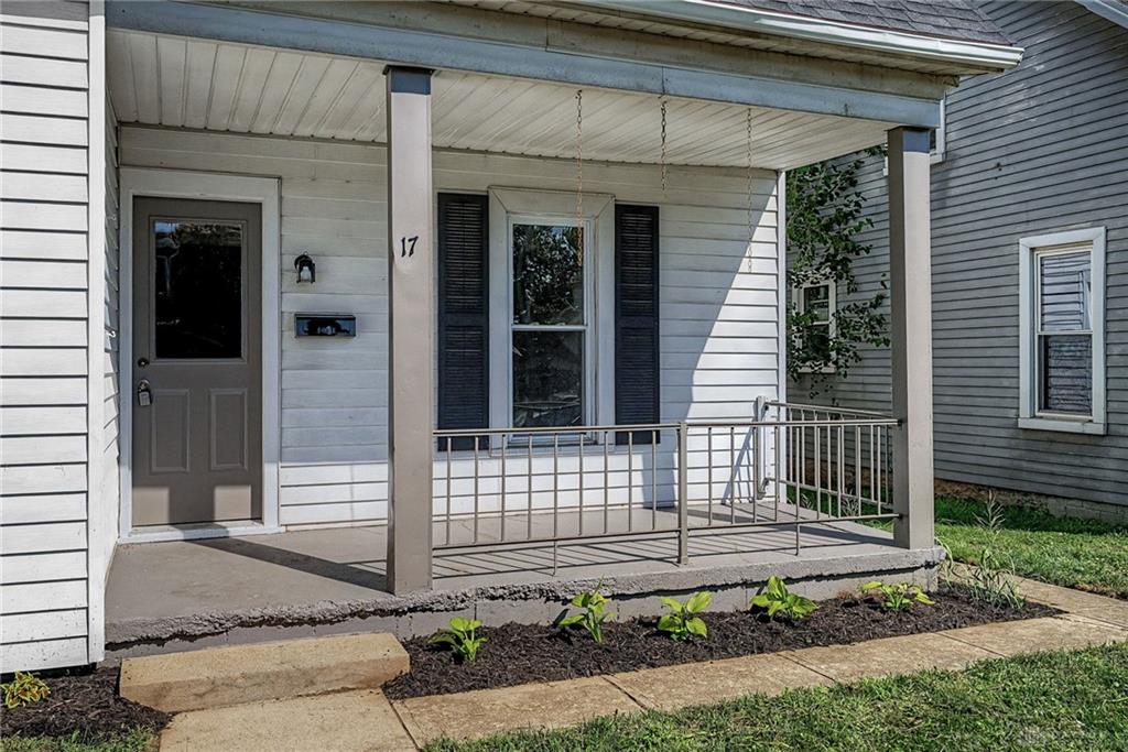 17 E Cottage Property Photo 3
