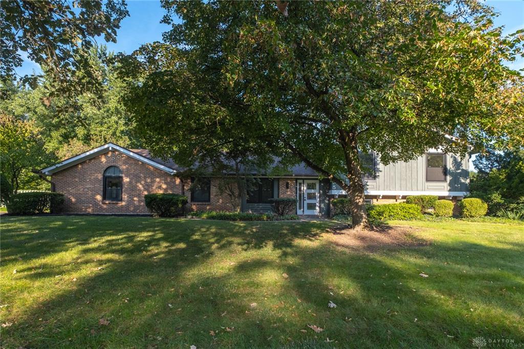 185 Bramblebush Property Photo