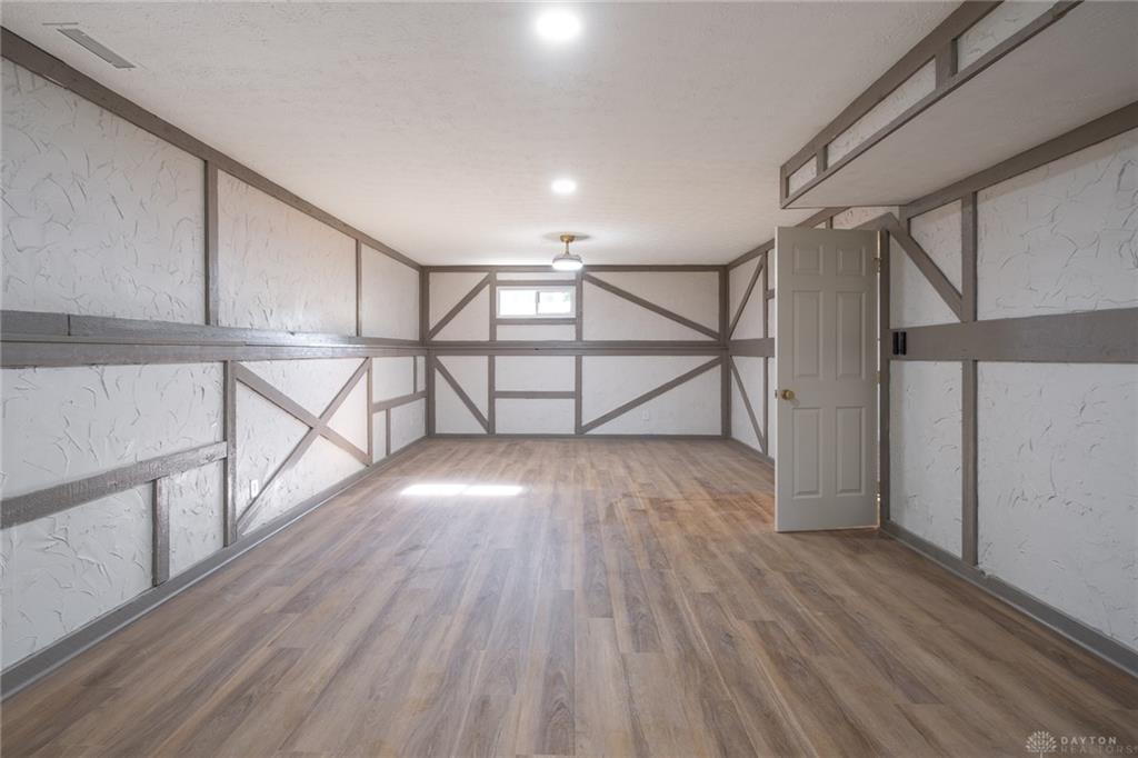 185 Bramblebush Property Photo 34