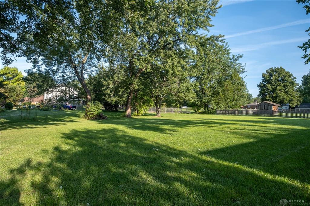 185 Bramblebush Property Photo 40