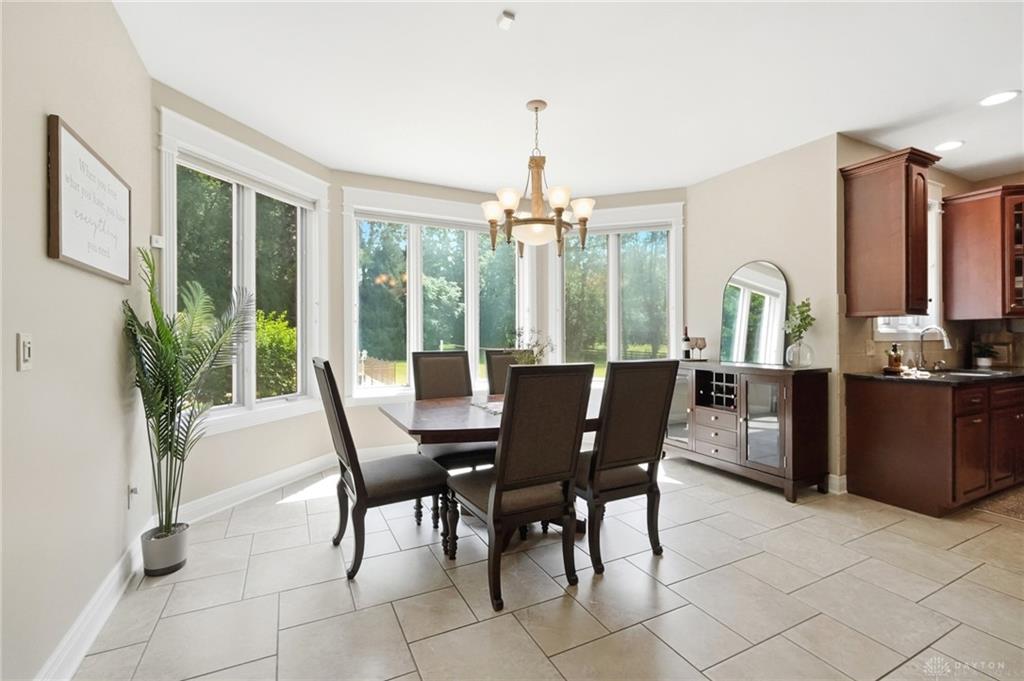 2638 Ballydoyle Property Photo 27