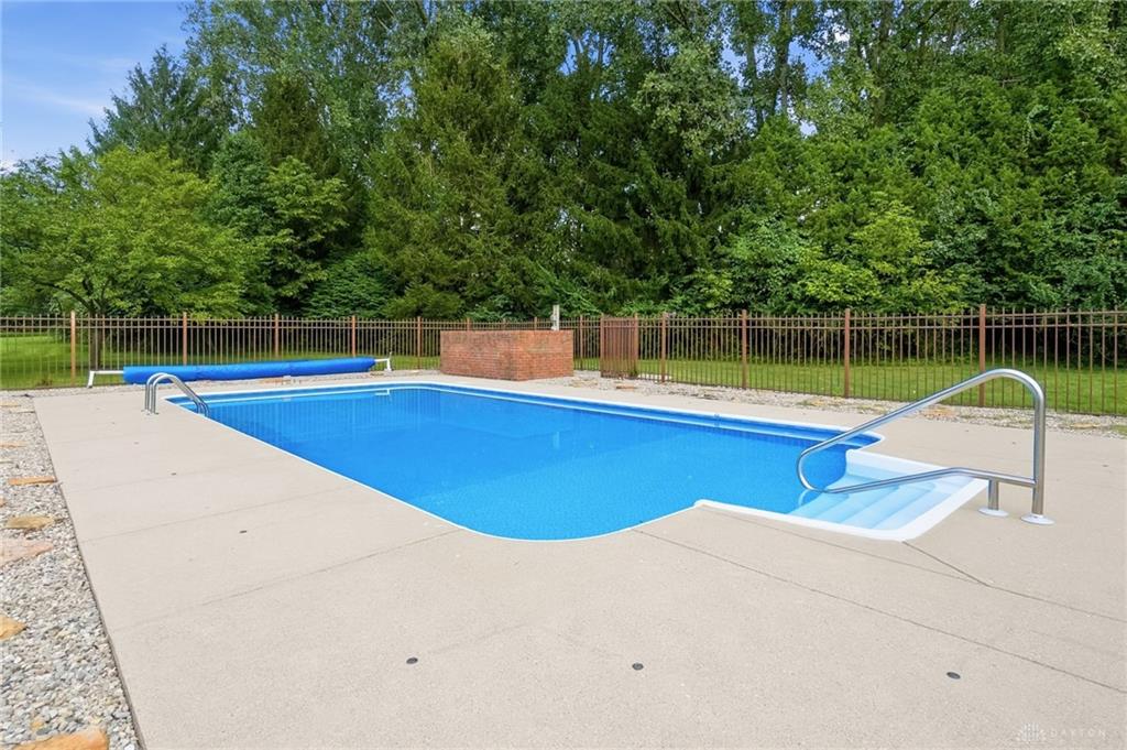 2638 Ballydoyle Property Photo 73