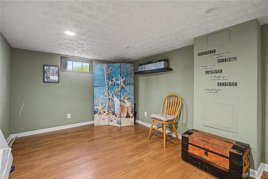 1667 Pell Property Photo 17