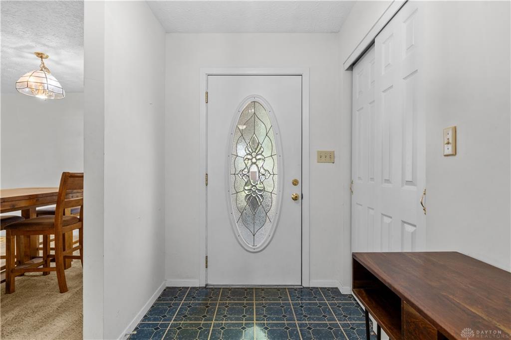 983 Peggy Property Photo 4