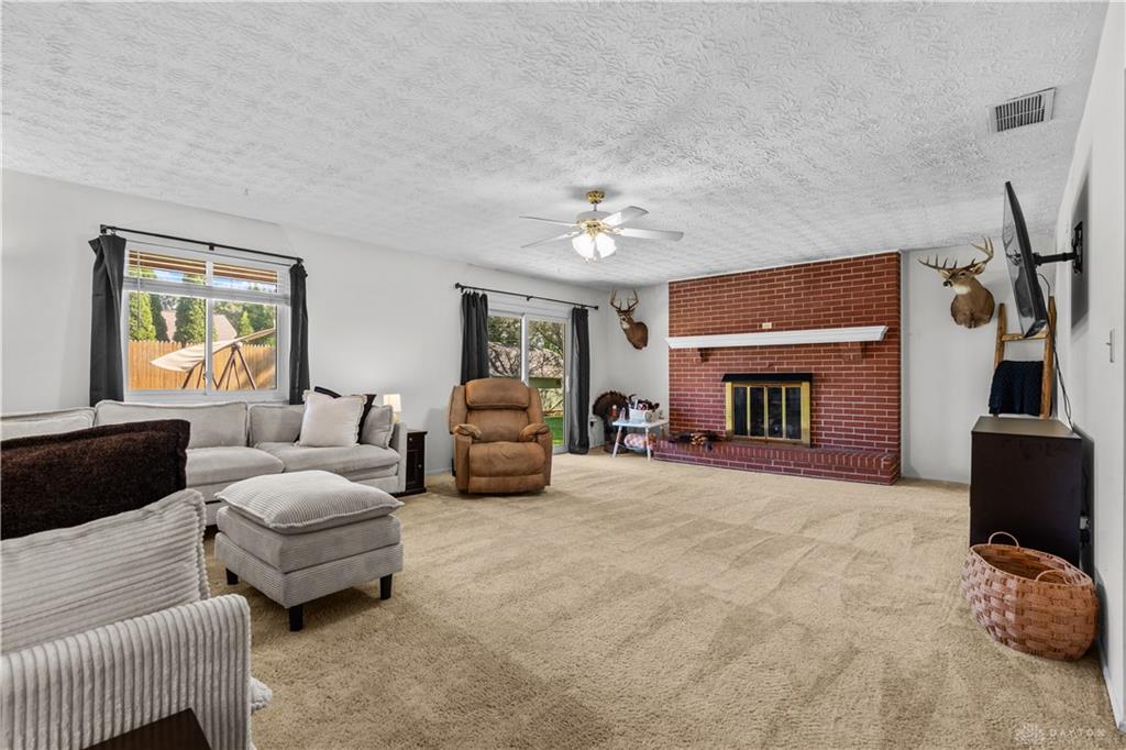 983 Peggy Property Photo 8