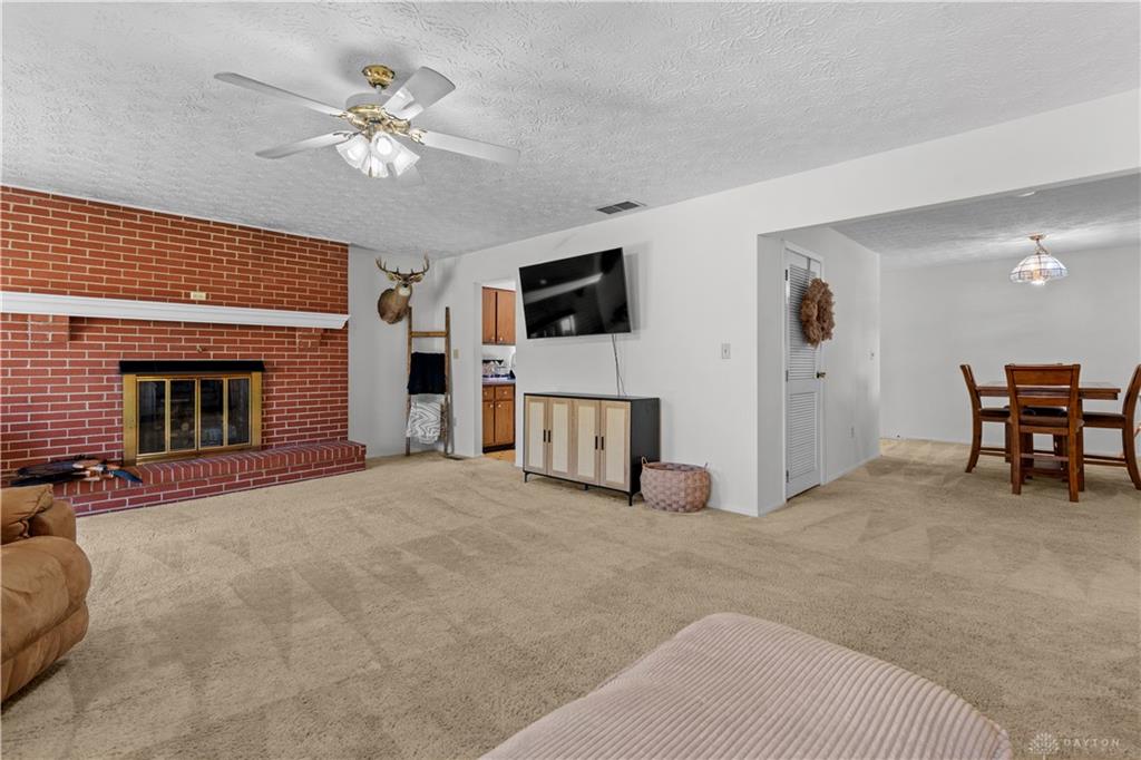 983 Peggy Property Photo 9