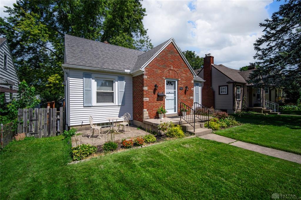 1021 Chelsea Property Photo 3
