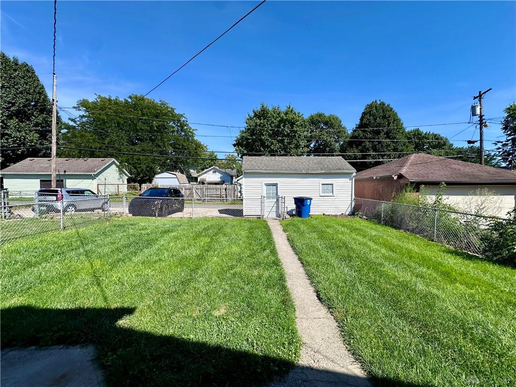 2824 S Smithville Property Photo 25