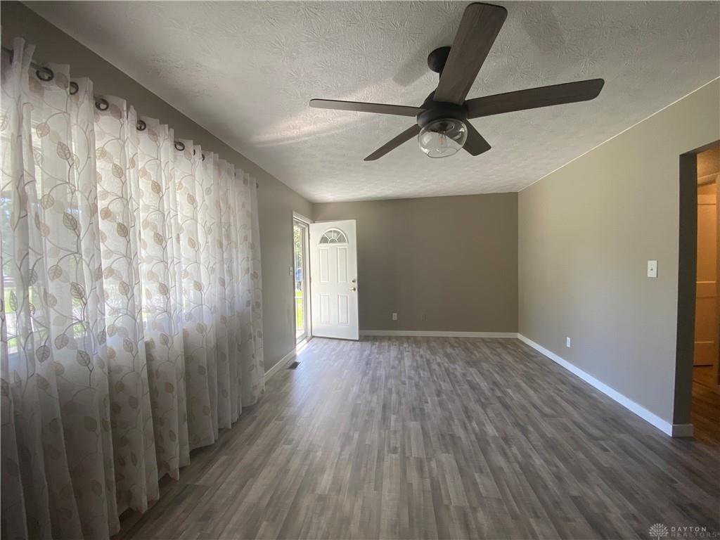 2219 Stop 8 Property Photo 3