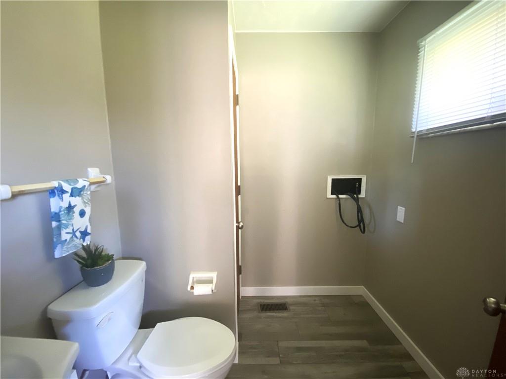 2219 Stop 8 Property Photo 14
